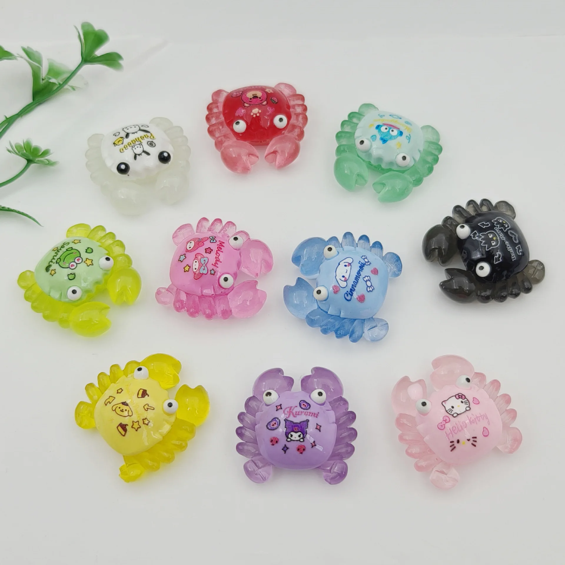 ตุ๊กตาเต่าน้อยซานริโอ้เรืองแสงสว่างมากจากมินิโซ ลายพิมพ์สุ่มในถุงบังตา ของเล่นเรซิ่นรูปเต่าน้อยคู่กัน