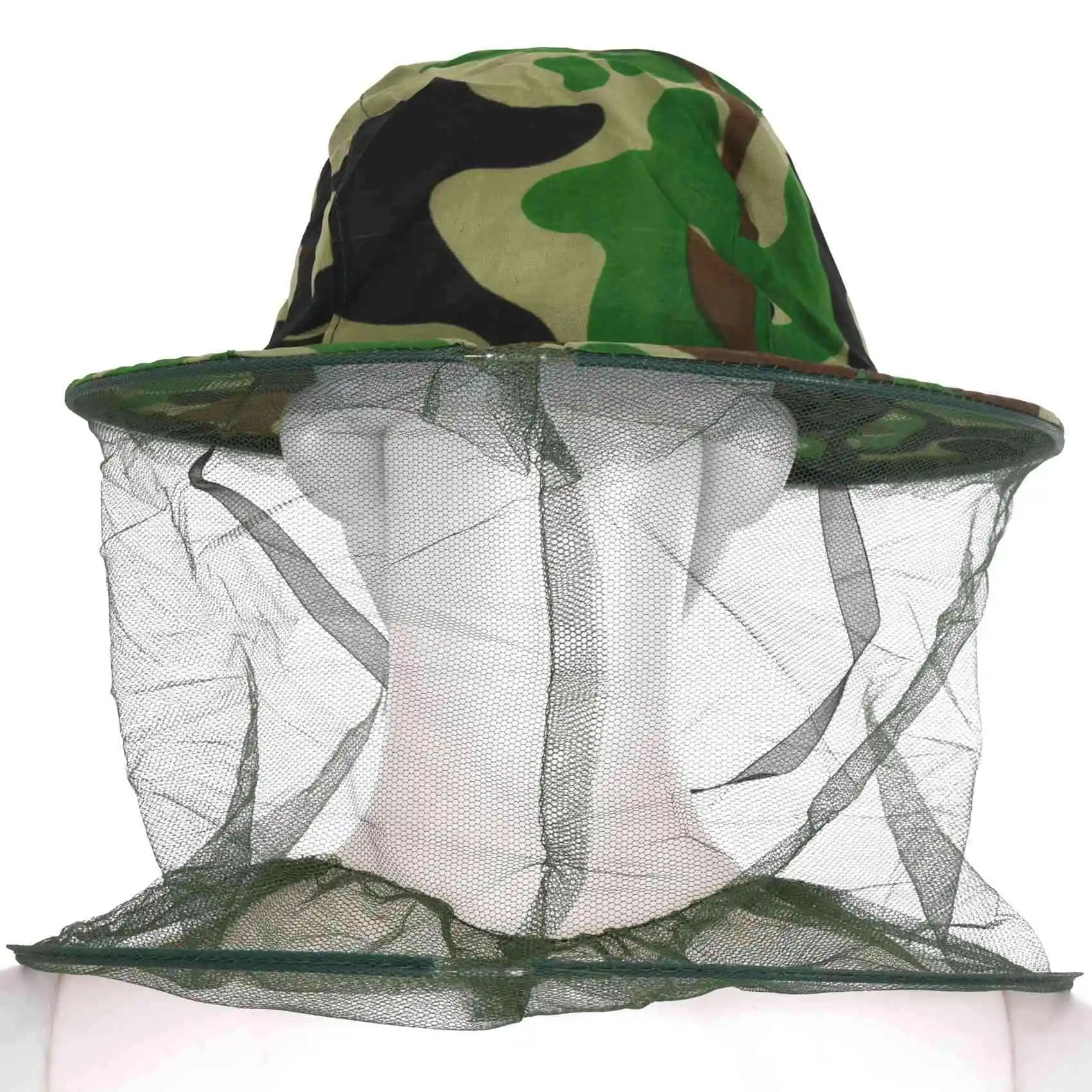 Маска для лица с камуфляжным рисунком