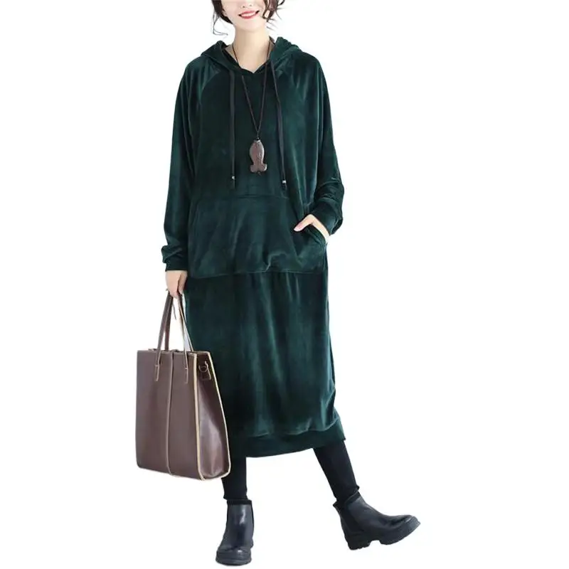 

2024 Autumn Brand Women Velvet Dress Green red long sleeve loose causal hooded Dresses Outwear Spring outwear dress Vestidos