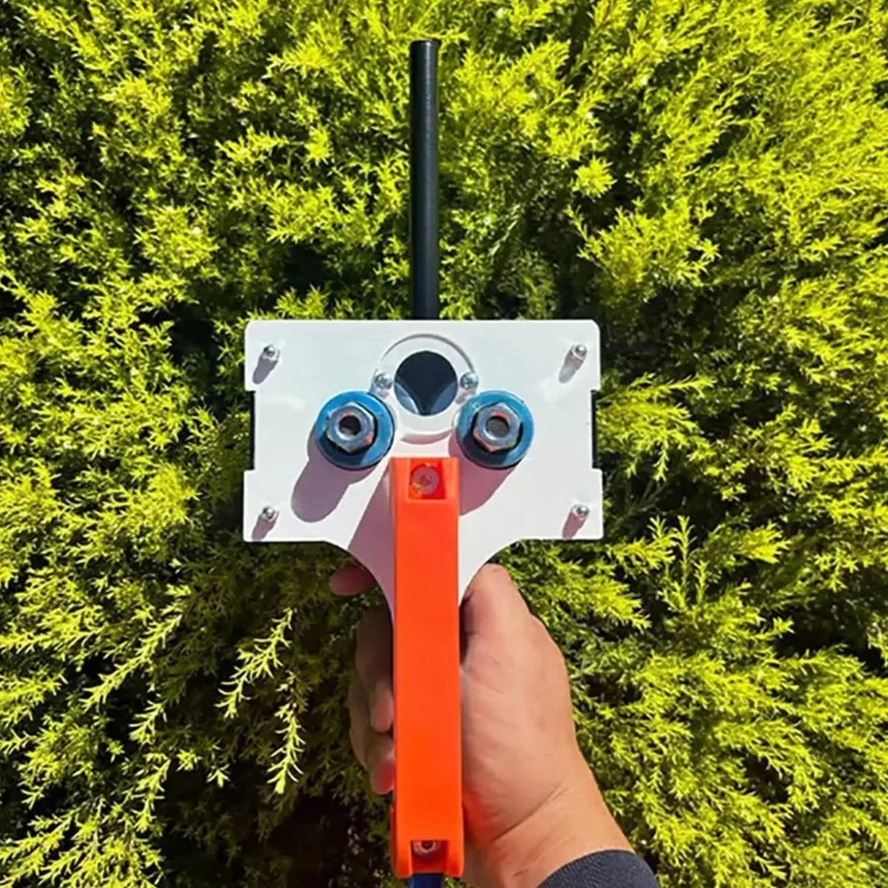 Efficient Heavy Duty Wire Puller Fish Tape Handheld Cable Feeder Smooth Cable Pulling Tool for Pipe Narrow Spaces