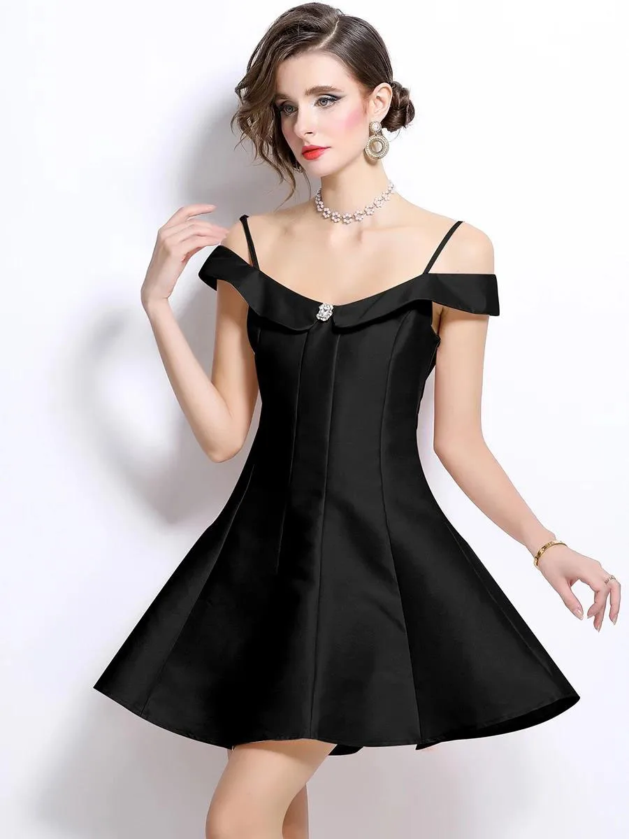 

Sexy Spaghetti Strap Slash Neck Diamonds High Waist Slim Satin Mini Dresses Women Off the Shoulder Evening Club Prom Vestidos