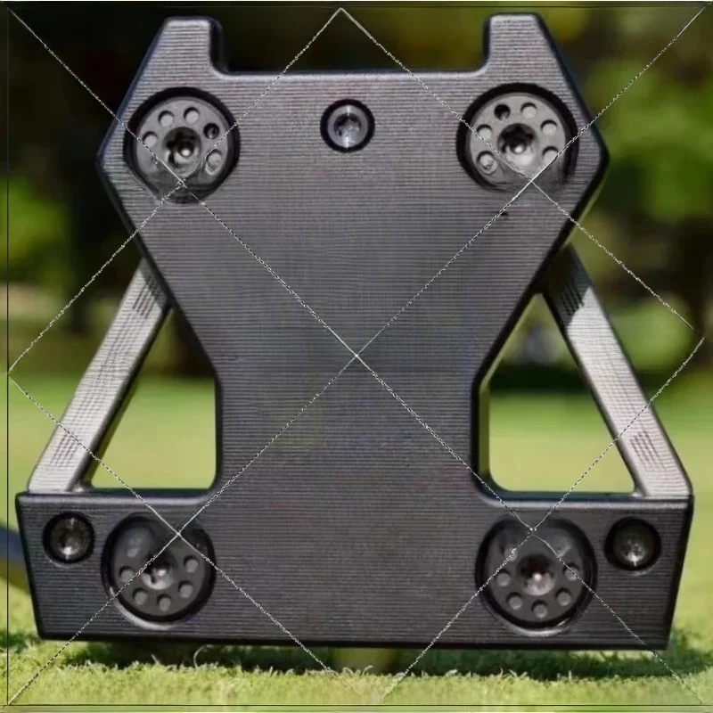 

Low Center Of High Stability Skull Putter