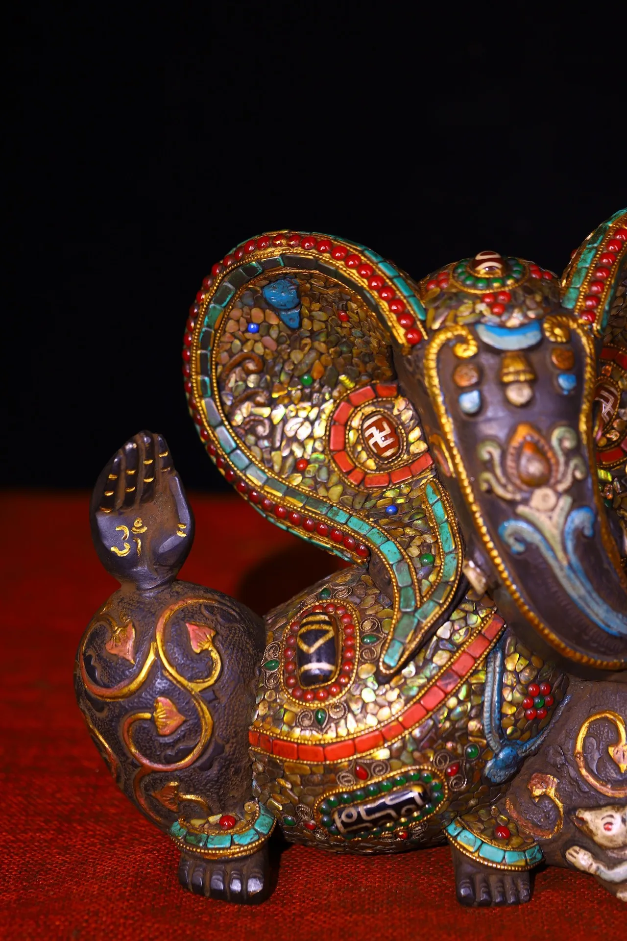 الشعب النيبالية القديمة البرونزية فسيفساء جوهرة gZi الخرز قذيفة GANESH بوذا الفيل جذع إله الثروة قاعة العبادة