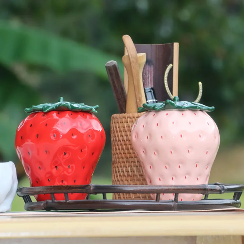 Ceramic Strawberry Tea Caddy Red Decoration Candy Jar Bedroom Jewelry Cosmetics Cotton Swab Storage Box Strawberry Ornaments New