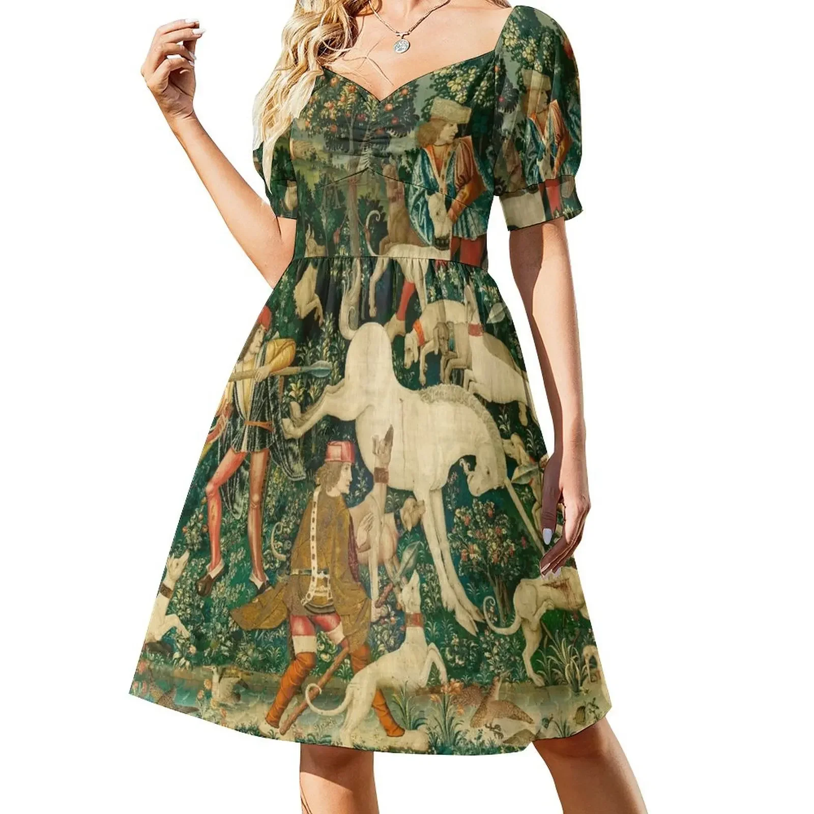 

The Hunt of the Unicorn Tapestry. The unicorn defends himself (From Unicorn tapestries) Short-Sleeved Dress dress women summer