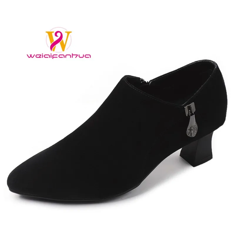 

Women 's Shoes 2026 New Top Layer Cowhide Mid-heel Sheepskin Fleece Single Pointed-toe Fashion Shoes for Women Adult