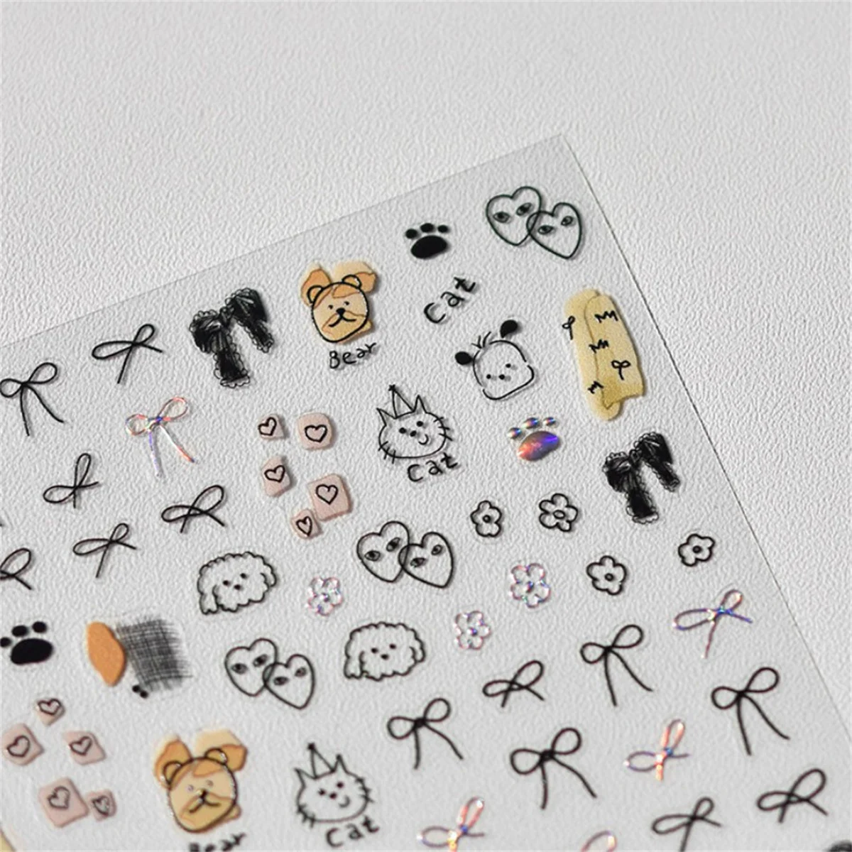 1pcs Cute Sketching Graffiti Animal Cat Dog Rabbit Bear Laser Nail Art Sticker Designs Self Adhesive Decoration Decal Acessories