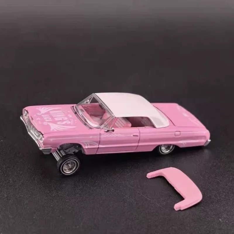 Fine Works 1/64 Scale Impala LowRider Jumping Car Alloy Collectible Model