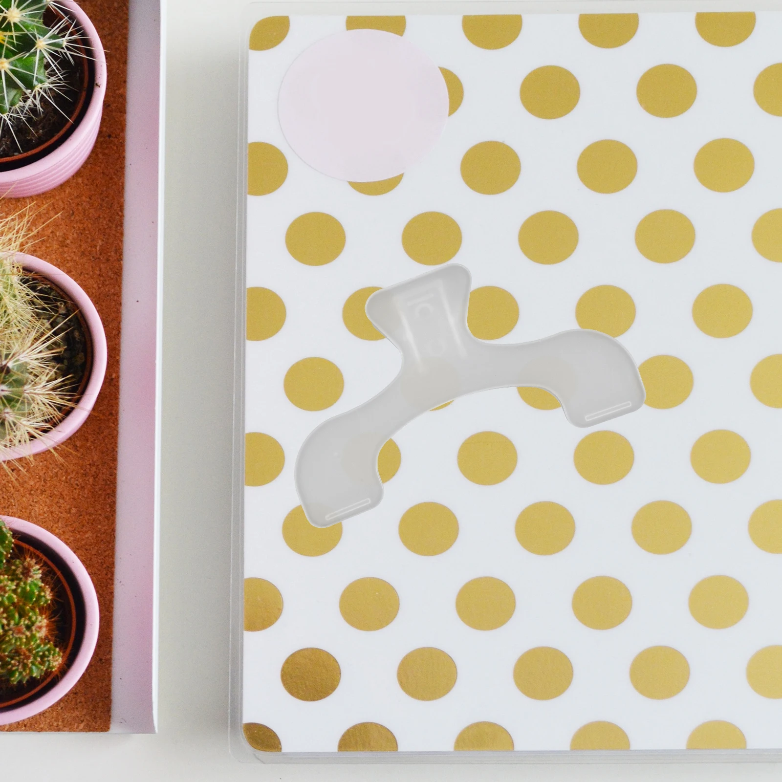 

35Pcs Transparent Book Clips Secure Page Holder Design for Office Home Study Reading Accessories Bookmarks for Readers Journal