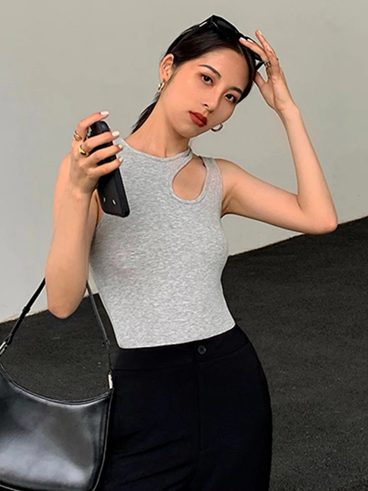 Casual y2k White Cut Out Women\'s T Shirt Sleeveless Slim T Shirts Female Clothing 2024 Summer Fashion crop top women camisetas