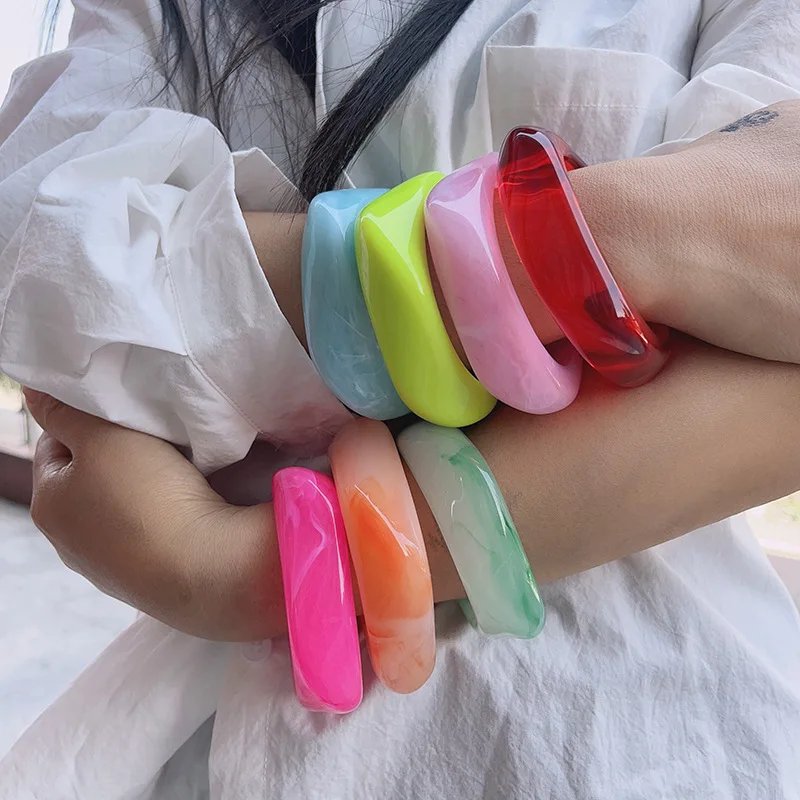 Exaggerated Summer Fashion Acrylic Colorful Square Resin Bracelet with Semi Transparent Texture Bangle for Women Jewelry