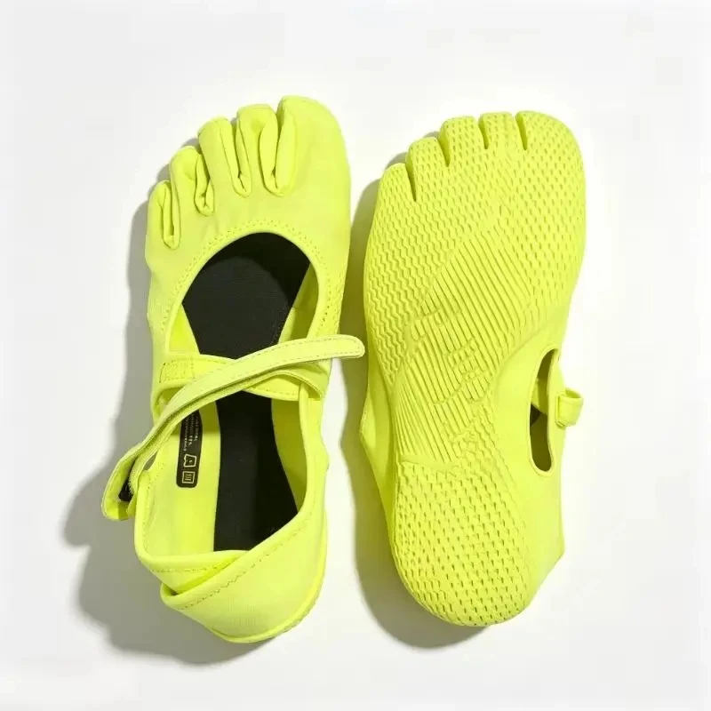 Five-Finger Breathable and Non-Slip yoga Shoes for barefoot Exercise.Lightweight Indoor Fitness,Dancing and Leisure Sports Shoes