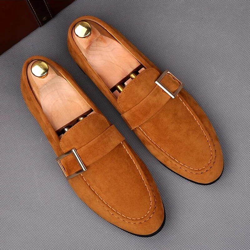 New Fashion Italy Style Luxury Mens Suede Loafers Handmade Strap Buckles Men Casual Shoes Slip On Mocasines Men\'s Slippers