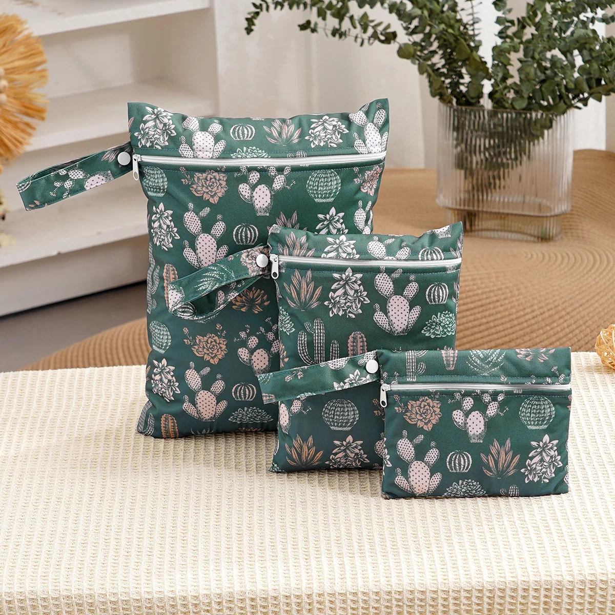 

HappyFlute, комплект из 3 предметов, многоразовые подгузники с принтом природы, сумка для влажной сумки, карман на молнии, многосценарная дорожная сумка для хранения, размер, маленький, средний, большой