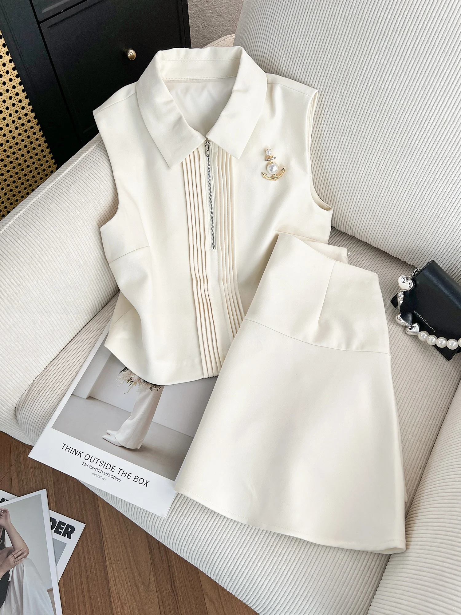 

Модный летний новый повседневный комплект: укороченный топ-жилет и юбка А-силуэта для женщин