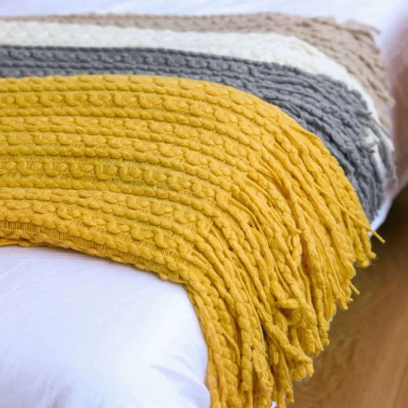 

Bed Runner Cozy Comfort Blanket Knitted Bedspread Cover Soft Sofa Chair Throw All Season Home Decorations Gift Wave Blankets