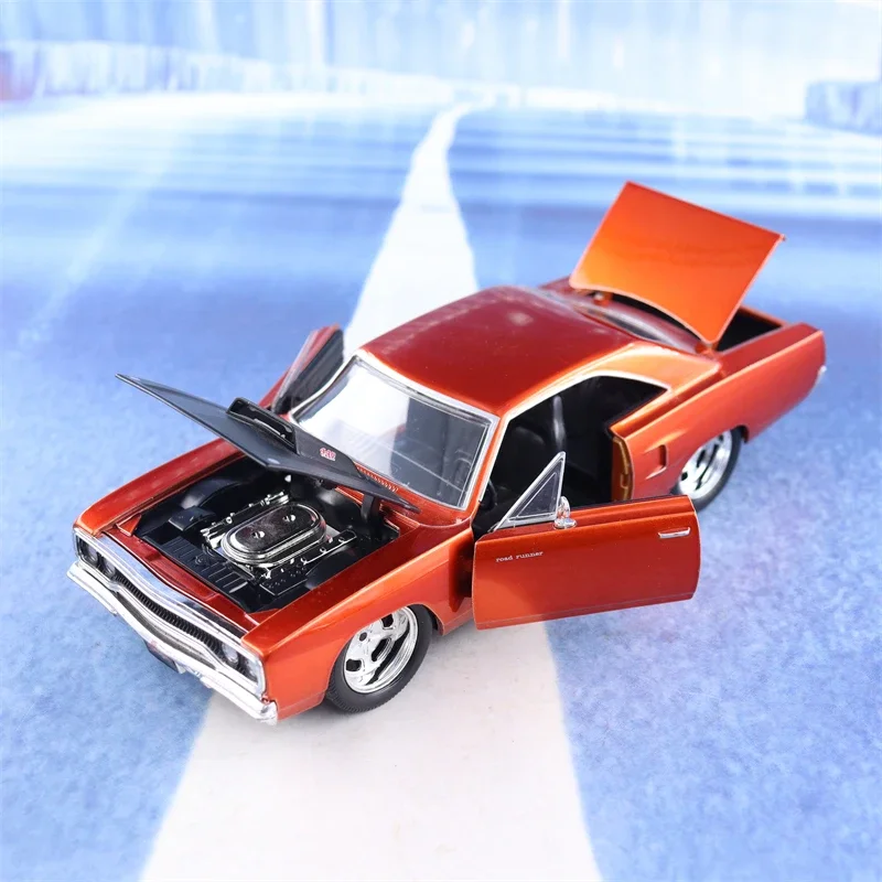 1:24 سريع وغاضب 1970 بليموث الطريق عداء مقياس سبيكة معدنية الكلاسيكية سيارة دييكاست لعبة مجسمة جمع هدية غاضبة