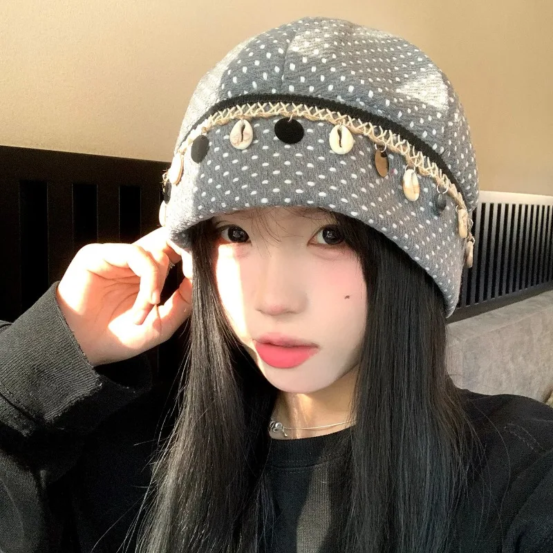 Retro Polka Dot Beanies for Women Winter Warm Boho Shell Tassel Decor Soft Fabric Pullover Hats Y2K Street Casual Headwear