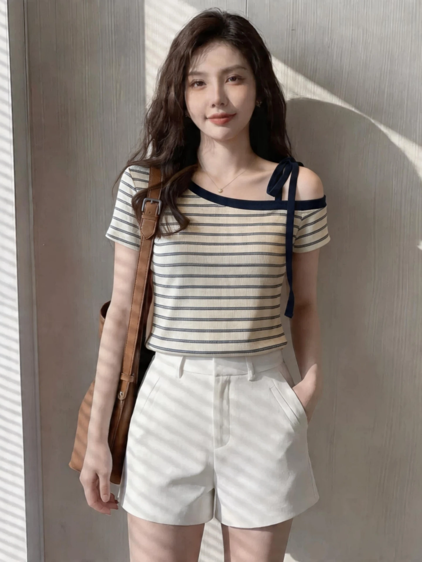 Slimming Design Ice Silk T-Shirt Shoulder Bared Short Sleeve Diagonal Collar Summer Fashion Women's Top High Waist Knitted ...