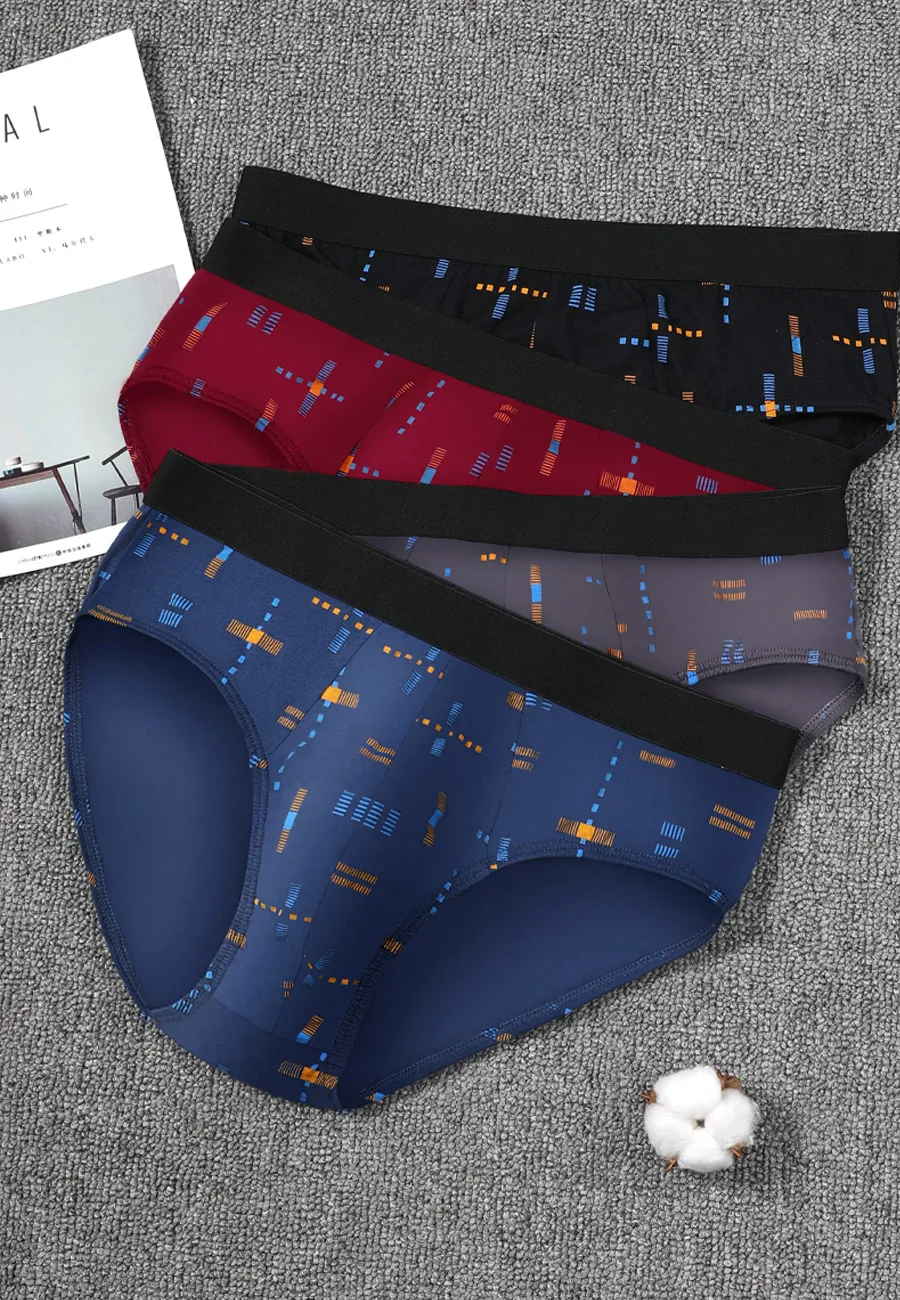 Les slips patchwork font faciles à créer une tenue tendance