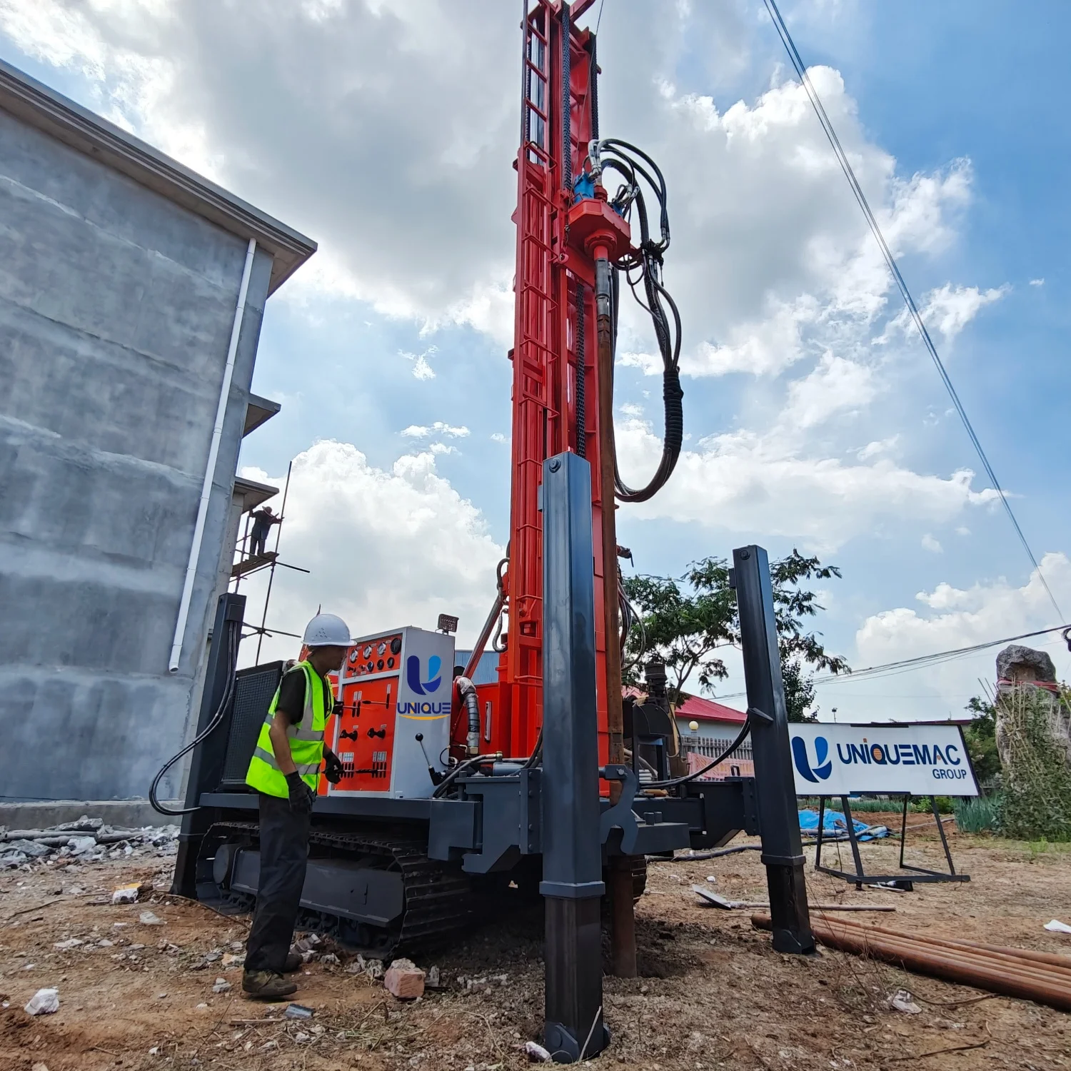 200m Diesel Powered Water Well Drilling Rig with Pump Motor Engine Competitive Price for Borehole Drilling