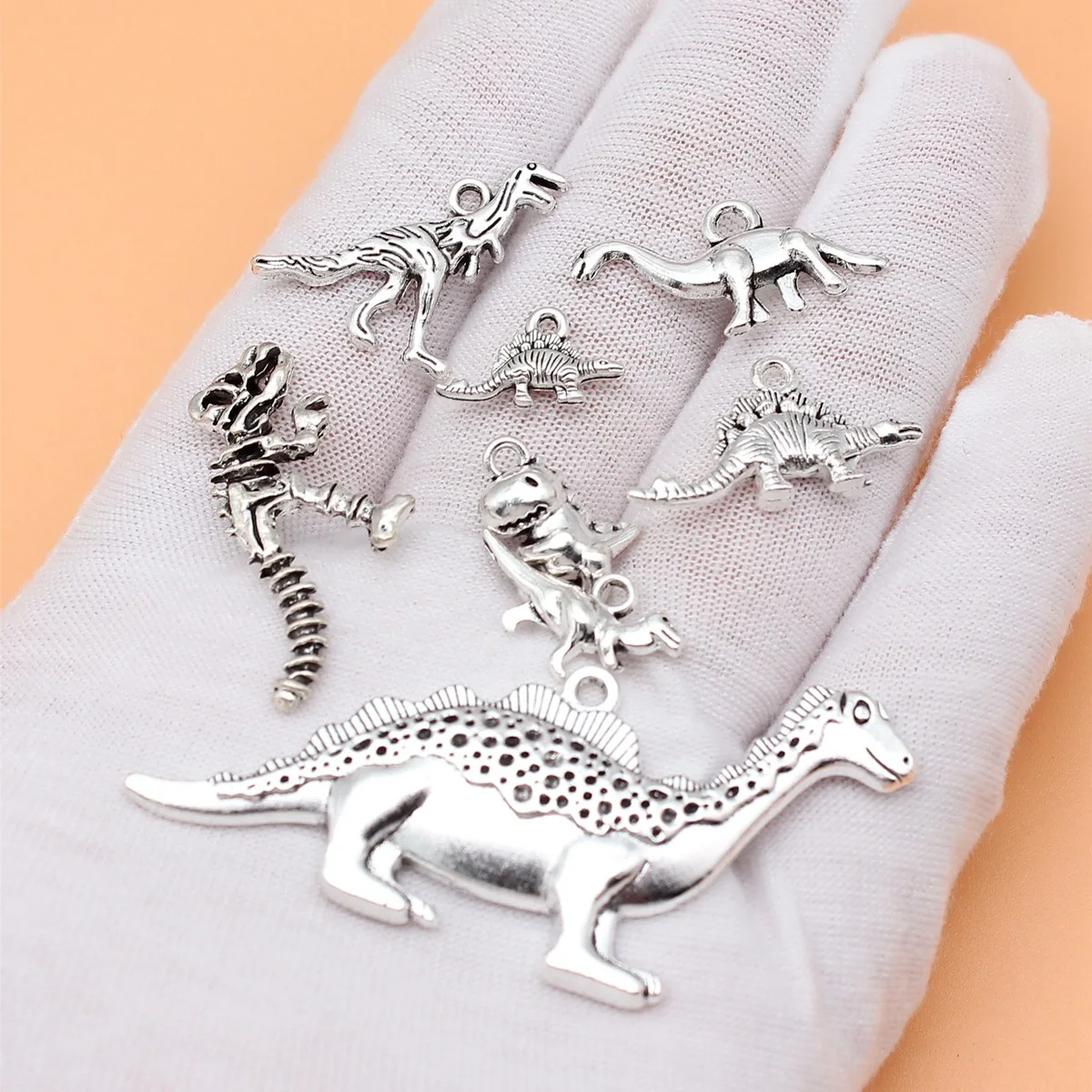 8pcs Antique Silver Color Dinosaur Charms Collection For DIY Jewelry Making, 8 Styles, 1 of Each