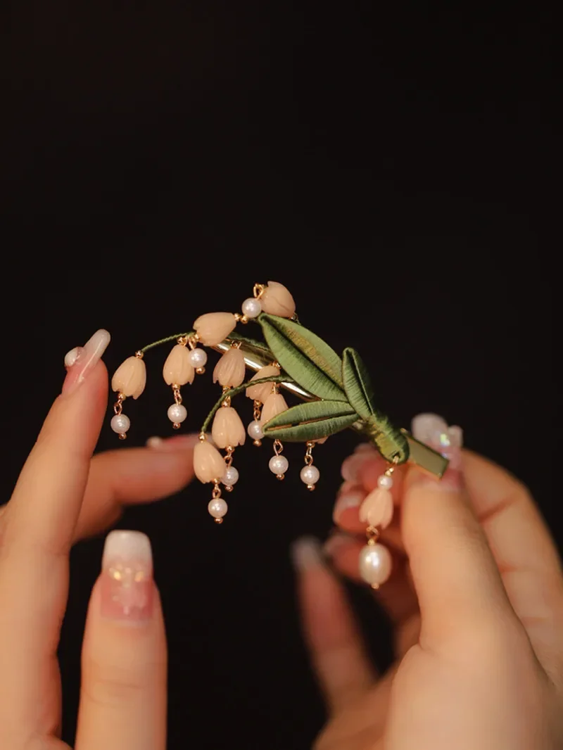 FXLRY Original Design Handmade Pearl Hairpin Fabric Art Lily Of The Bell Edge Clip Tied Half Bun Hair Card Headdress