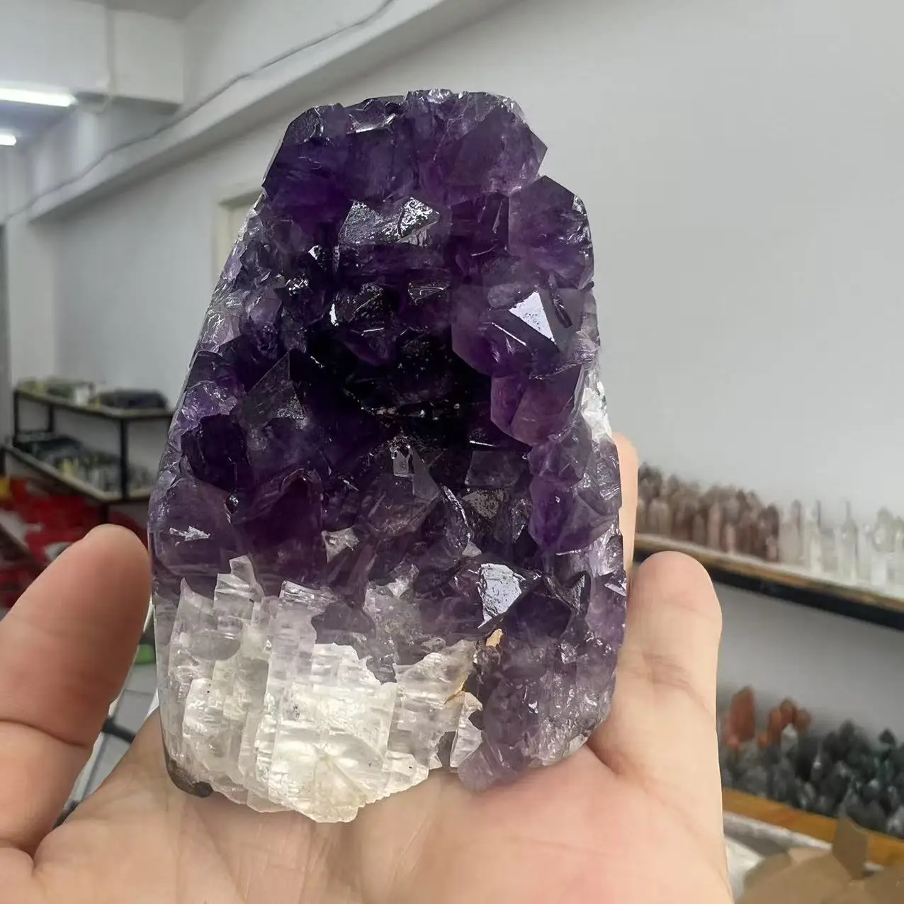 

295g 6.5cm Natural Uruguay Dream Amethyst Quartz Crystal Cluster stand