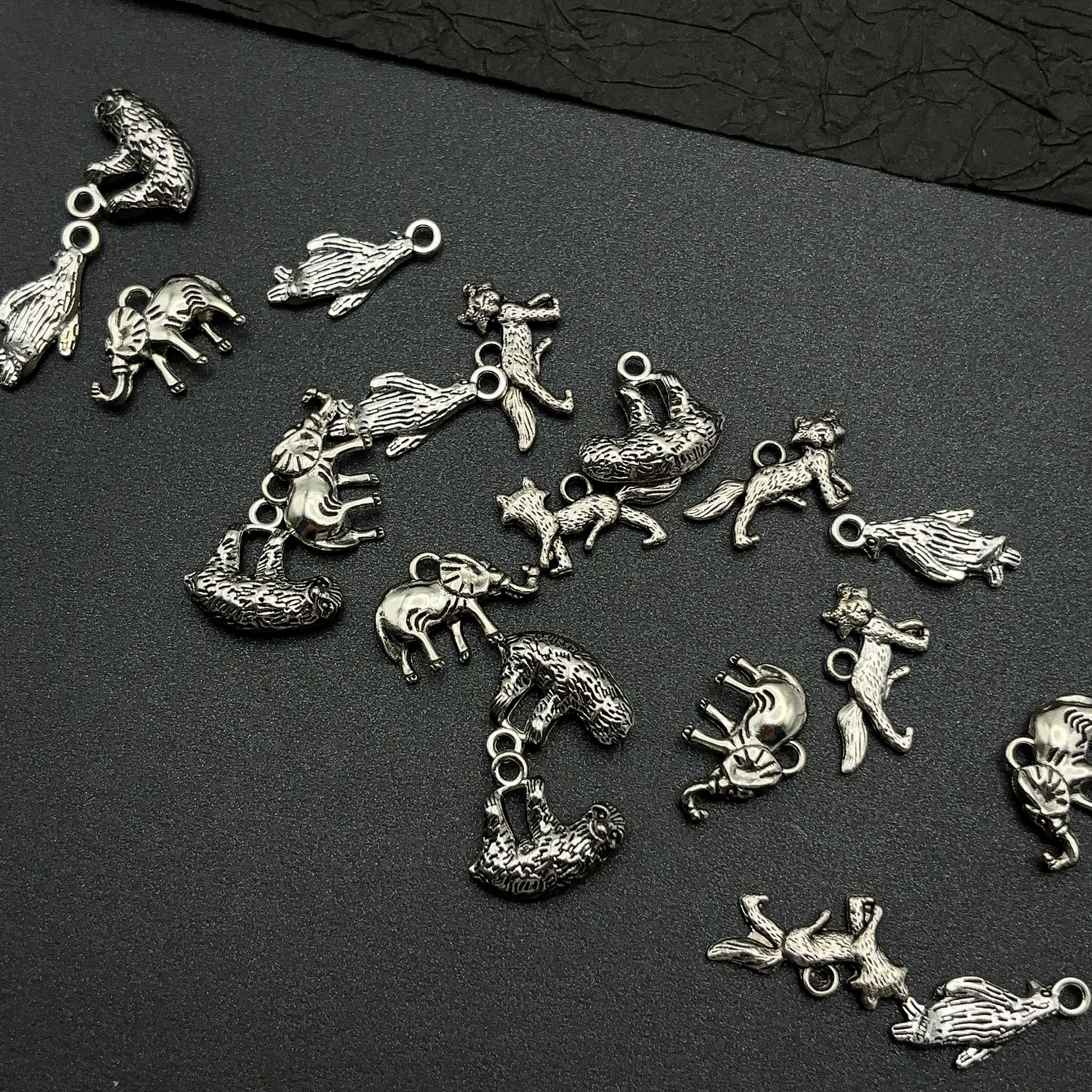 Set da 20 pezzi di accessori f - Vintage Fashion Earrings recensione e prezzo