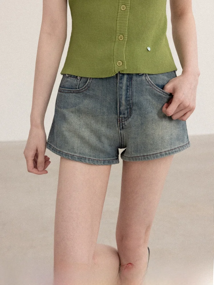 

Retro Blue High Waist Straight Leg Jeans Women's Spring 2026 Slimming Wide Leg Denim Shorts Casual Versatile Ladies Jeans