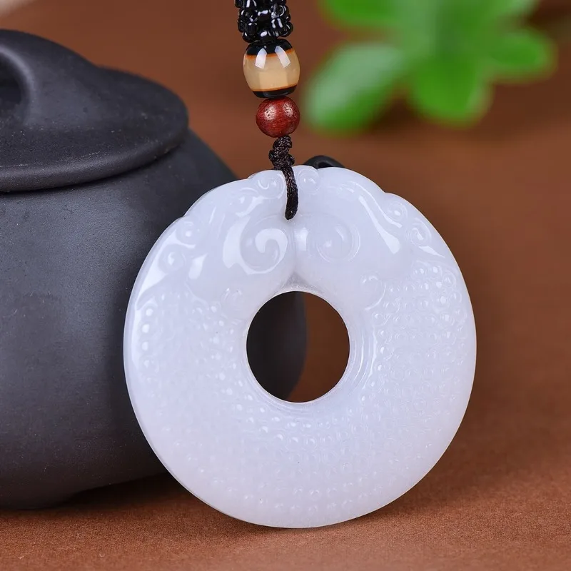 

Exquisite Gold Silk Jade Zodiac Dragon Brand Jade Pendant Simple and Versatile