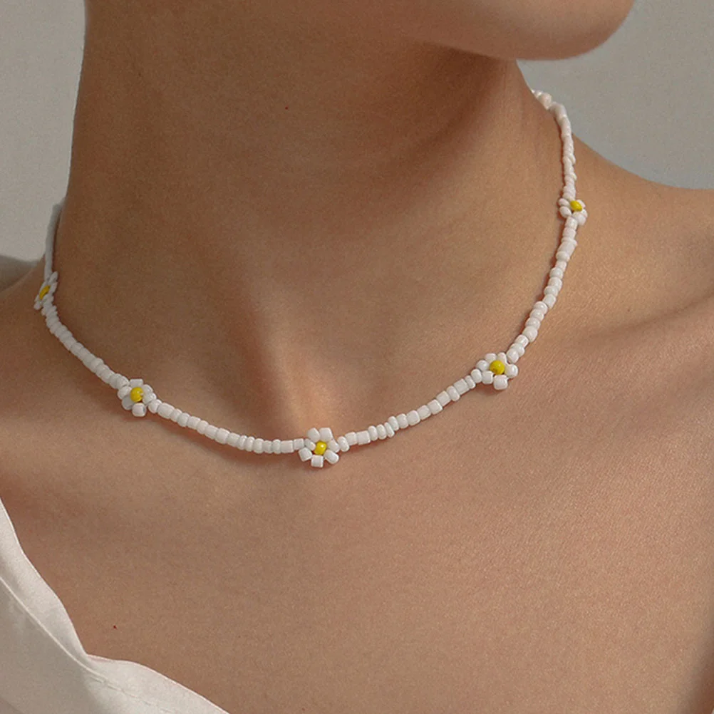 Creative Braided Flower Geometric Necklace Attractive Female Woven Beads Pretty Beach Party Jewelry Clavicle Chain Chic