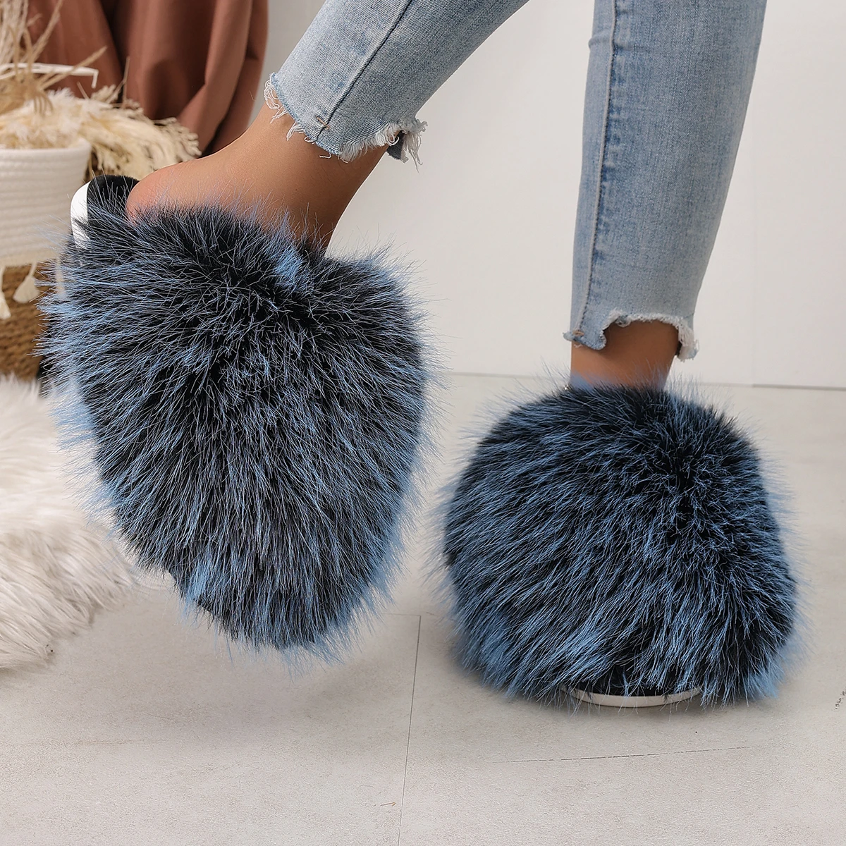 Women Autumn Winter Furry Fur Slippers Fluffy Faux Mongolian Fur Slides Warm Plush Slippers Fuzzy Flip Flops Luxury Woman Shoes view 6