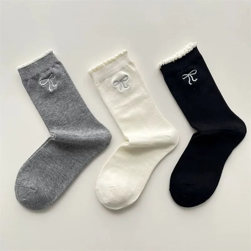 3 paires de chaussettes blanches à volants avec nœud brodé, chaussettes d'école en coton à Tube moyen pour filles, chaussettes Coquette de Style coréen pour femmes de haute qualité