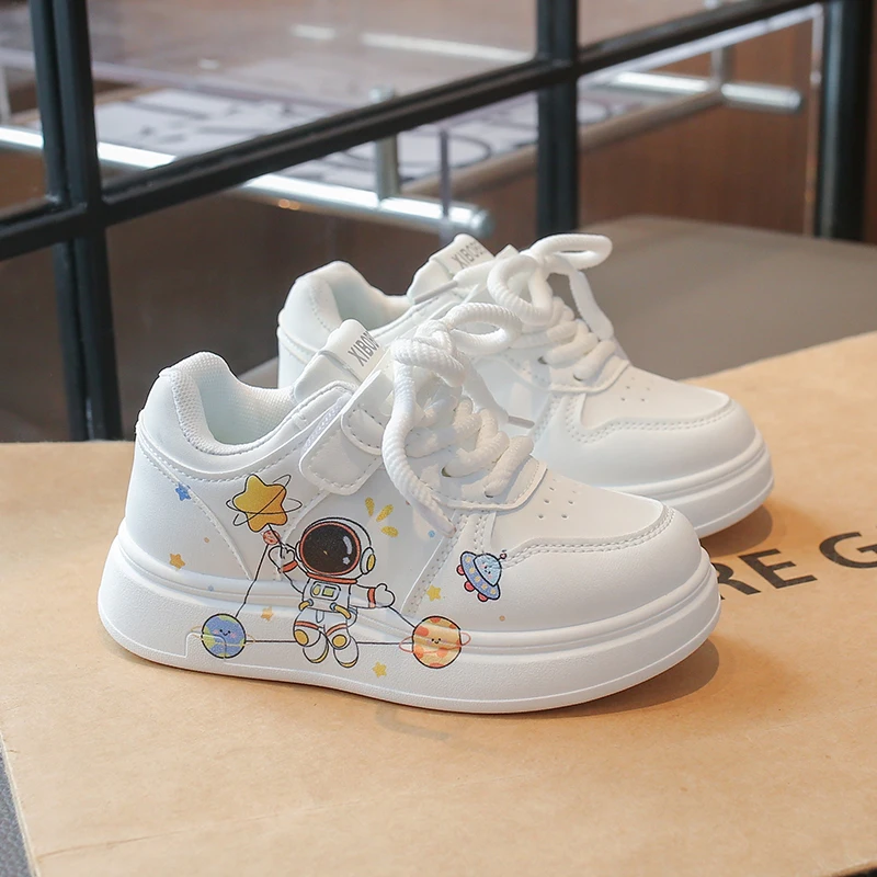 JGSHOWKITO Kids White Shoes for Boys Girls Unisex Children Casual Skate Sneakers Air Mesh Breathable Non-slip Cartoon Astronaut