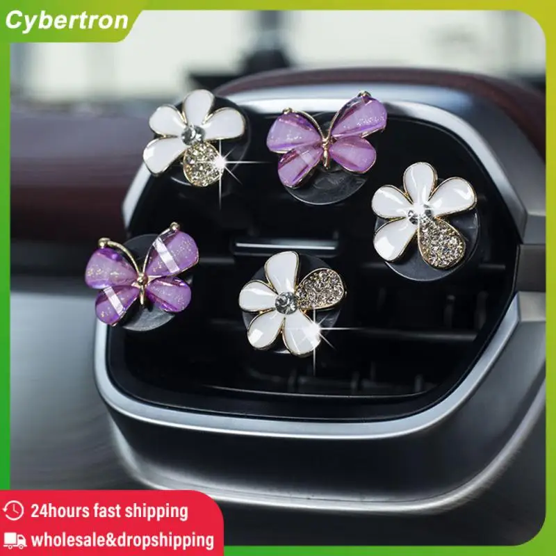 Car Air Outlet Fragrance Clip Butterfly Air Conditioning Mouth Shape Long-lasting Aromatherapy Essential Oil Fresh Tablets Clip