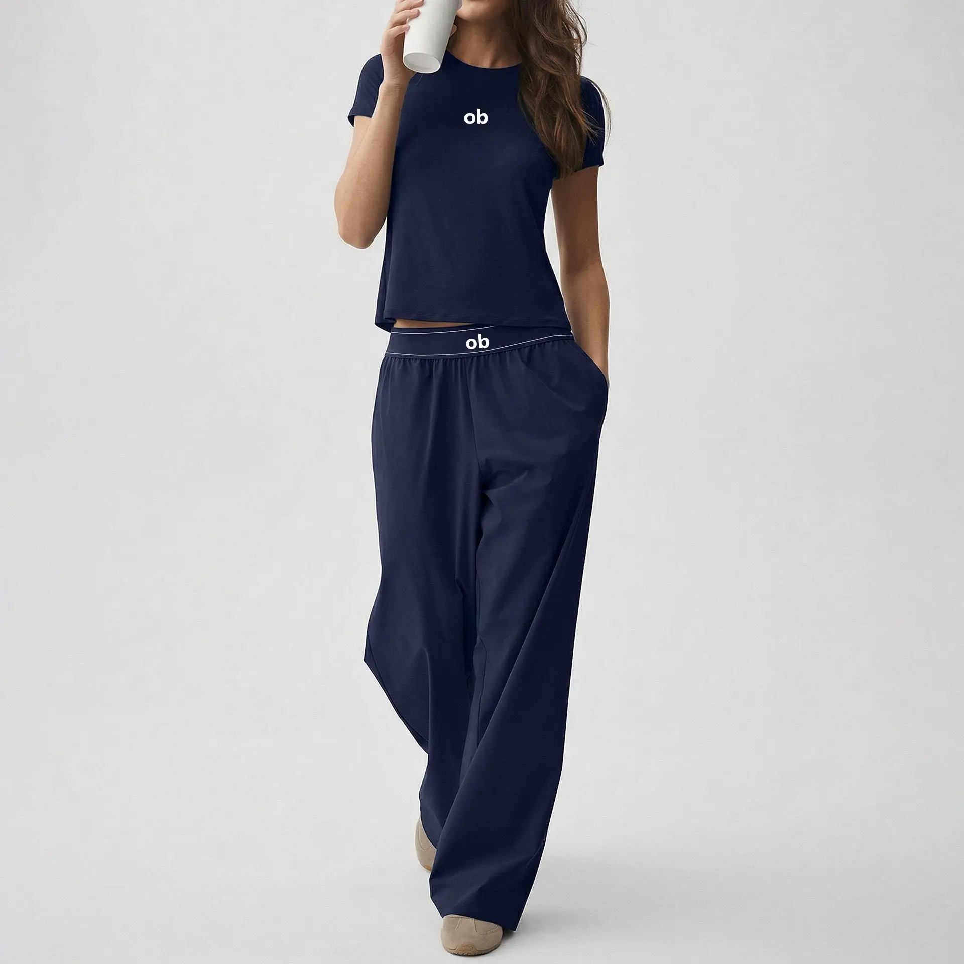 2026 New Style Smooth-Looking Quick-Drying Yoga Set for Women - Fitness Pants Set with Round Collar and Short Length