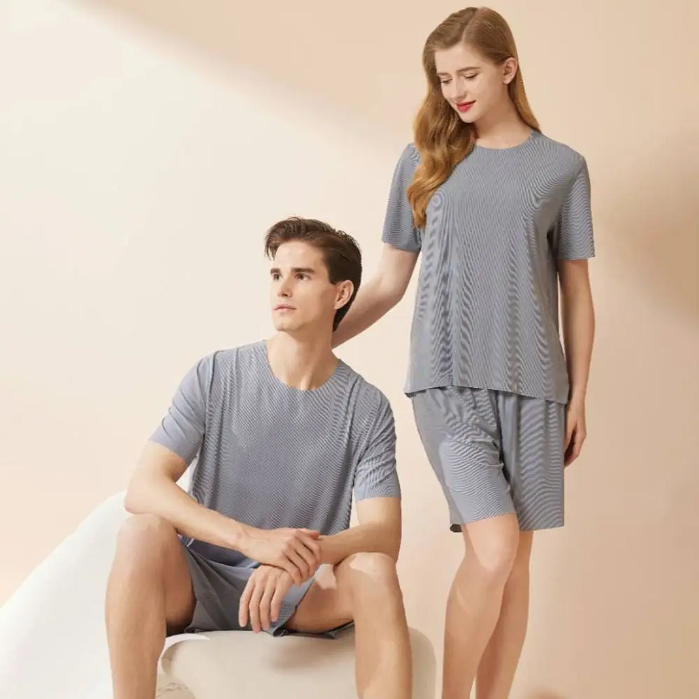 

Fashion Seamless Short Sleeve Sleepwear Suit Simple Loose Men Summer Pajamas Ice Silk Home Wear 2Piece Nightwear Set Women