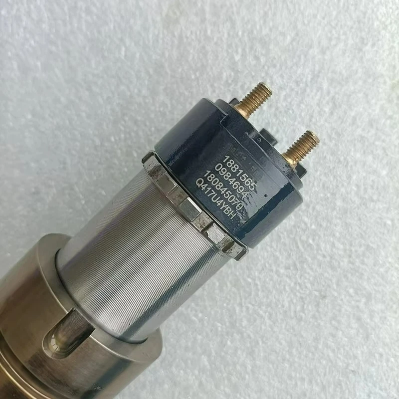 

High Quality Common Rail XPI Fuel Injector 1933613 for Diesel Injector ISX QSZ 1933613 2872544 1933613 1881565