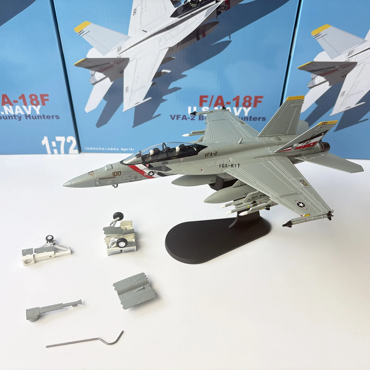 Model Kit Planes - Model samolotu w skali 1/72 US