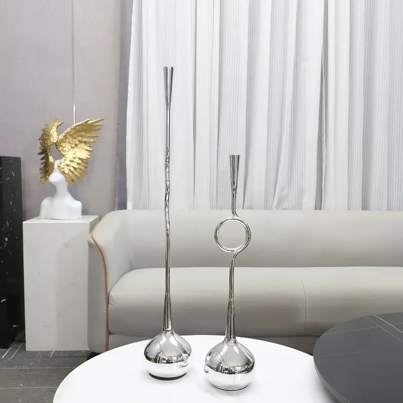 Modern Creative Metal Candle Holder Ornament for Household Hotel Model Room Restaurant Desktop Coffee Table Soft Handicraft
