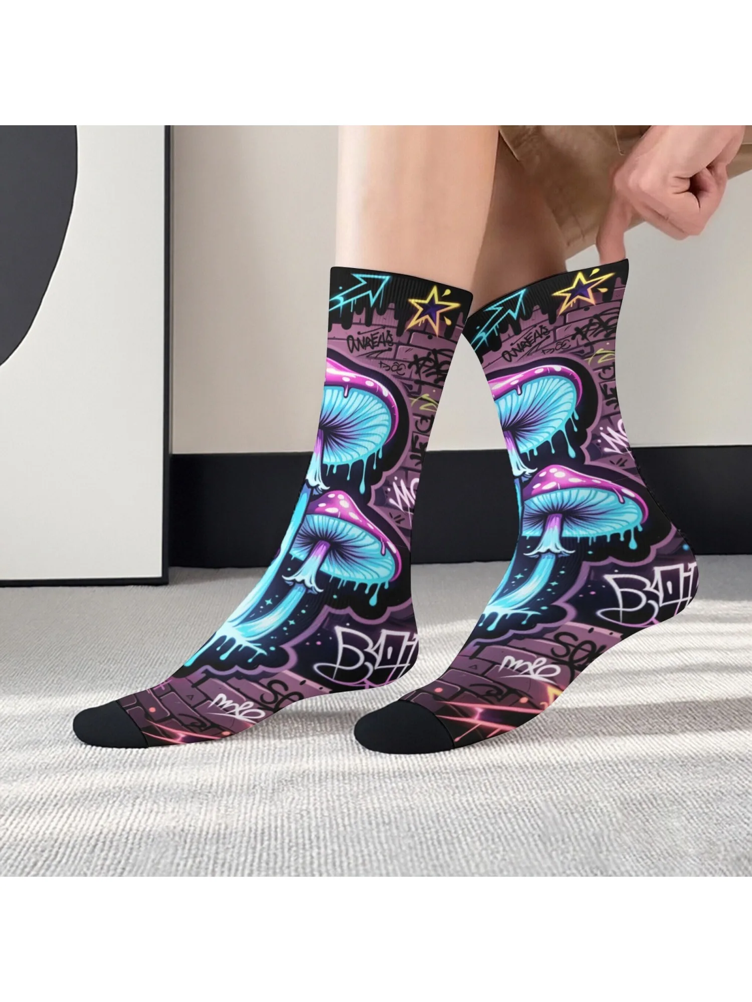 AliExpress NONE Graffiti Style Mushroom Socks Elastic Everyday Lightweight Mens Socks Casual Hiking Cycling Socks Street Style Compression Socks