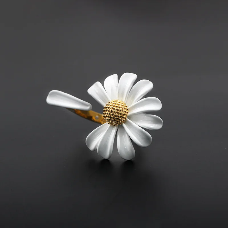 Adjustable Daisy Flower Ring White Enamel Open Band High-Temp Coating Elegant Stackable Jewelry