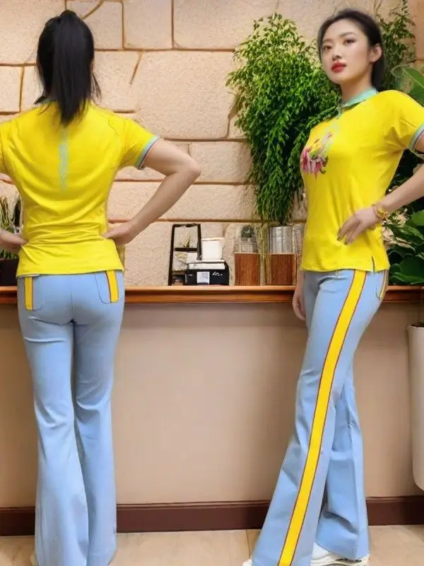 黄色の花柄速乾フィットネスウェア、楽しいダンスステップ、晴れた日にお家でフィットネスできる女性用スポーツスーツ、ユユアンスクエアダンスセット