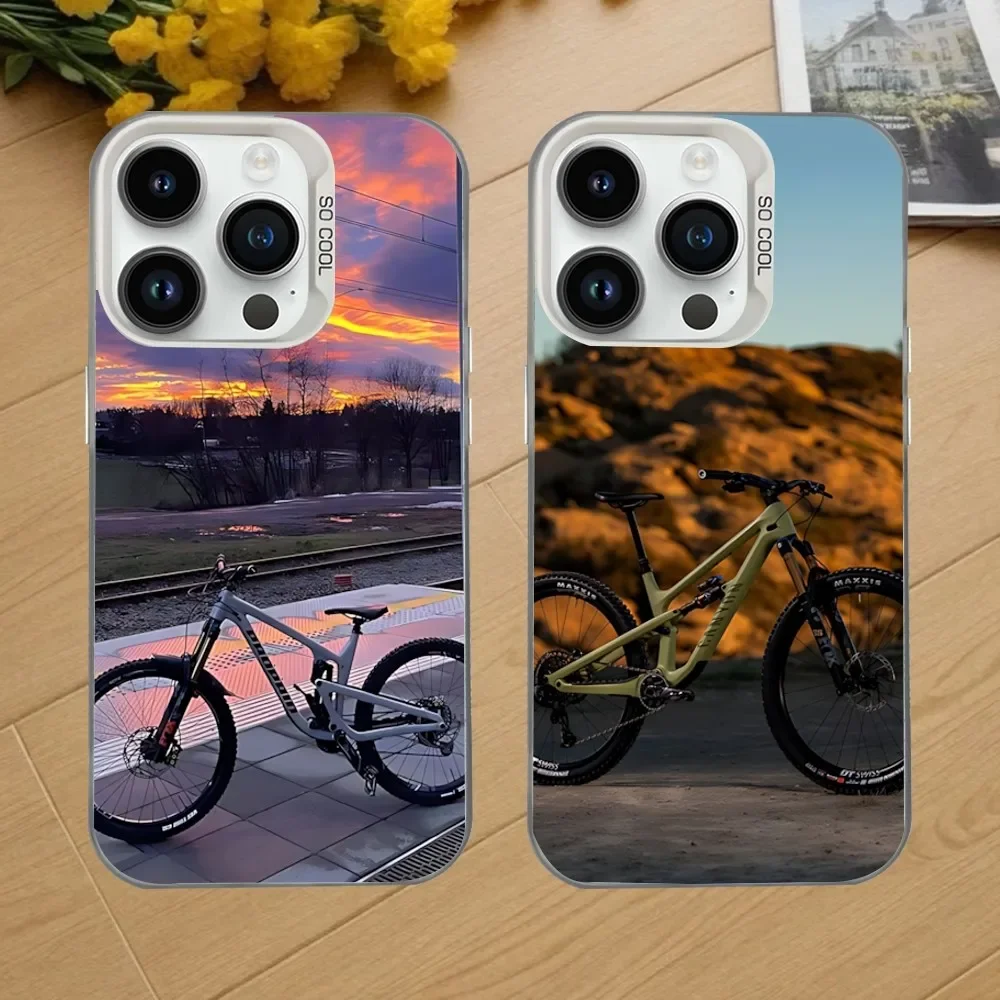 

MTB Mountain Bike Cycling Bicycle Phone Case For iPhone 16,15,14,13,12,11,Mini,Pro,SE,MAX White Matte Shockproof Cover