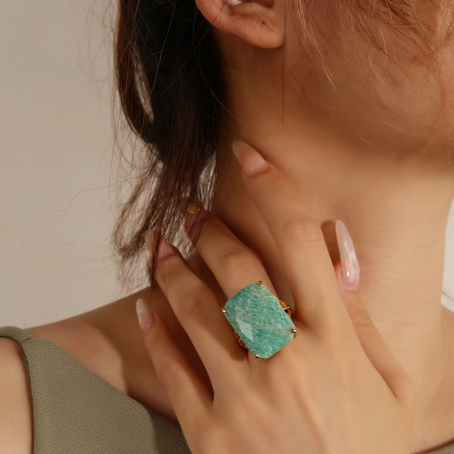 Natürlicher Sonnenstein-Ring für Frauen Großer Rechteckiger Amethyst Rosenquarz-Ring Verzierter Vergoldeter Boho Spiritueller Schmuck Geschenk – Detail 4