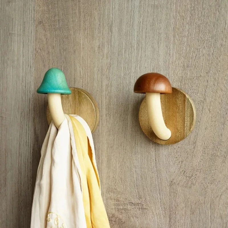 Вешалка для одежды и шляп