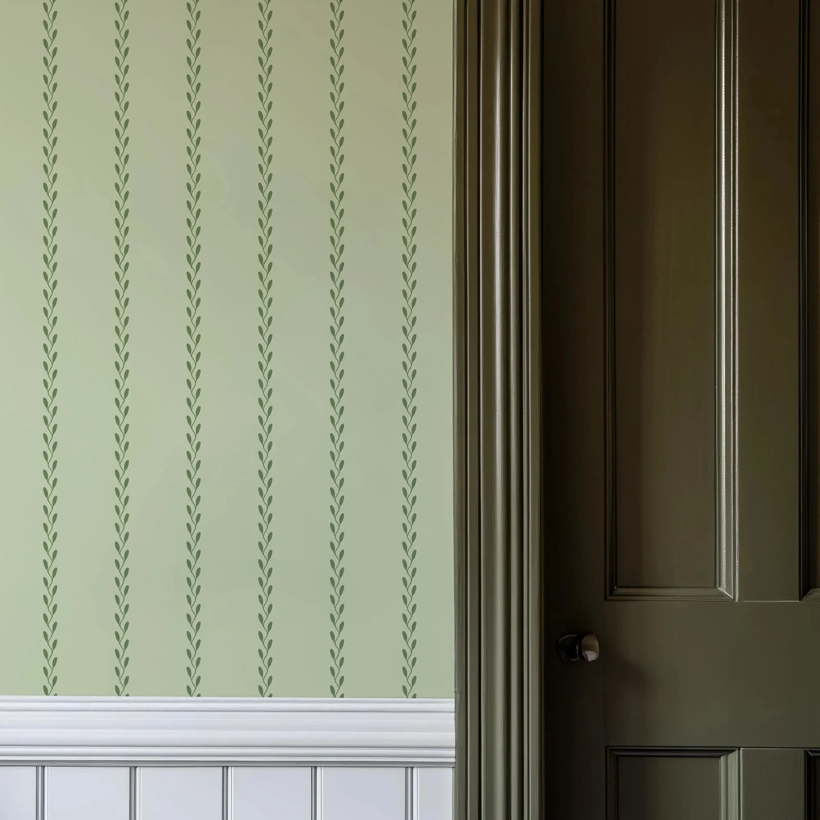 

Светло-зеленые классические обои, обои с узором из листьев, самоклеящиеся обои с винтажными линиями лепестков, настенный декор для дома, или в традиционном стиле.