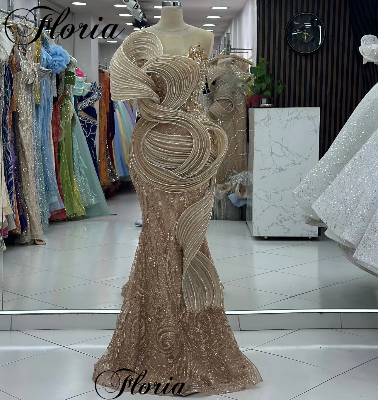 Champagne Special Celebrity Dresses Mermaid Designer Crystals Red Carpet Runway Dress Evening Gown Vestidos De Noche Customized