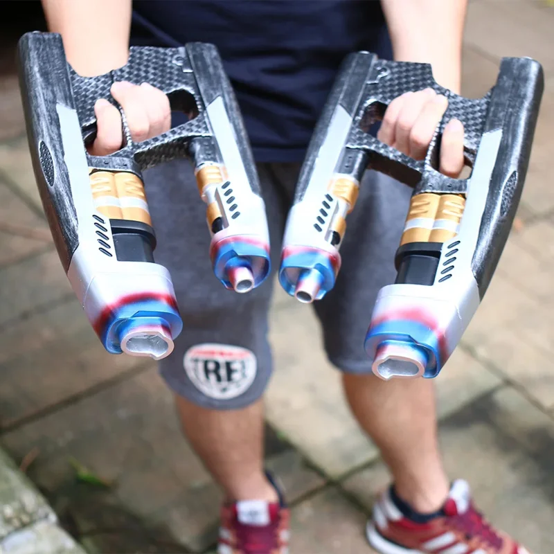 Un paio di pistole Cosplay Star Lord Gun Peter Quill arma resina puntelli fatti A mano adulto Halloween Party Prop